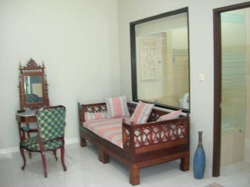 Rumah Oma Jakarta - Photo4