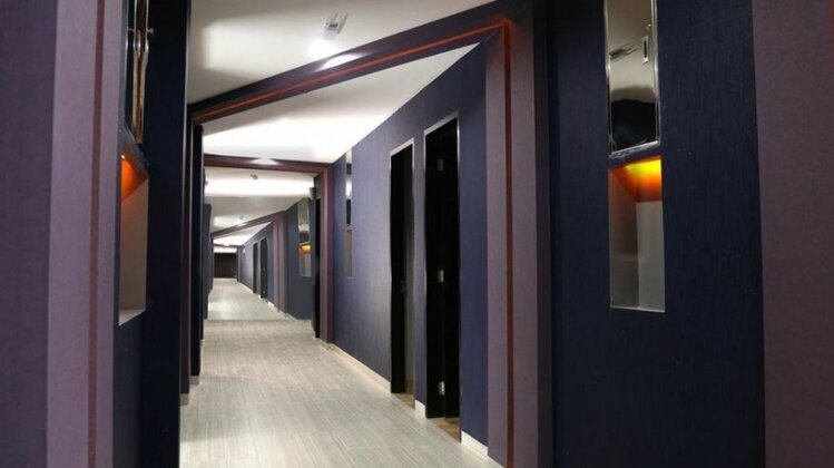 Shakti Hotel Jakarta - Photo2