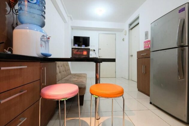 Simple and Comfy 2BR Gading Nias Residence Apartment By Travelio - Photo3