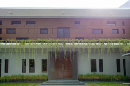 South Eagle Residence