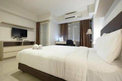 Spacious Studio Apartment @ The H Residence near MT Haryono by Travelio