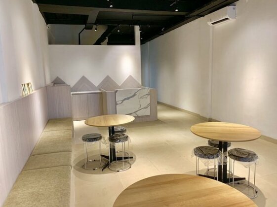 Stay Inn Hostel Jakarta - Photo4