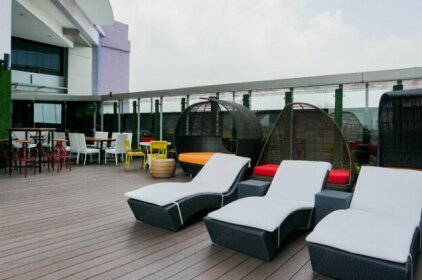 Strategic 1BR Apartment at Pasar Baru Mansion By Travelio