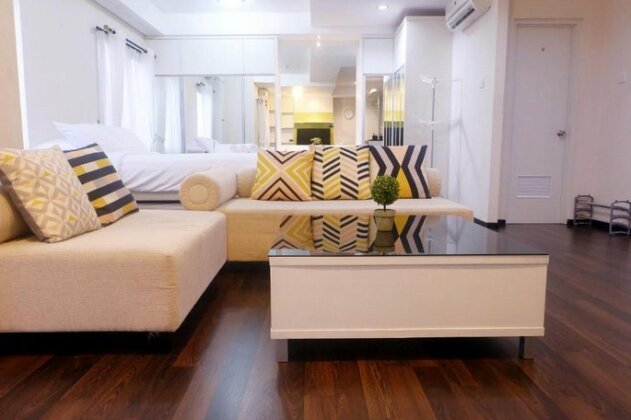 Studio 4pax Thamrin City Cosmo Terrace by Travelio - Photo2