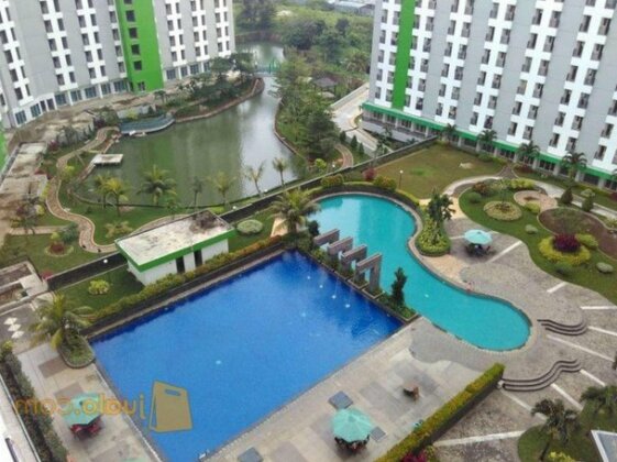 Studio Apartemen Green Lake View by HH 1 - Photo2