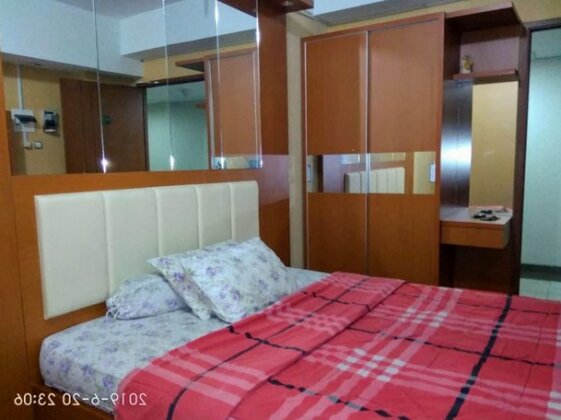 Studio Apartemen Green Lake View by HH 1 - Photo4