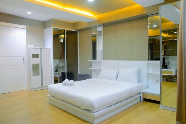 Studio Modern Tamansari The Hive Cawang by Travelio - Photo2