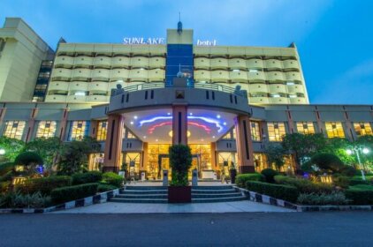 Sunlake Hotel