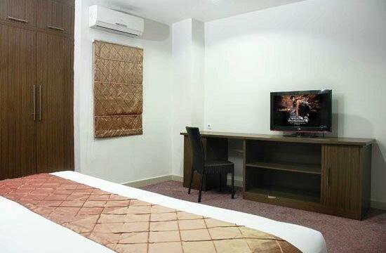 Takes Mansion & Hotel - Photo3