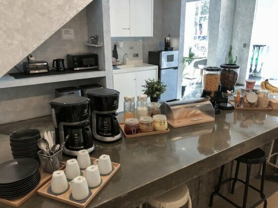 The Poshtel - Photo3