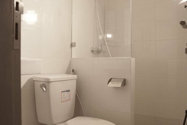 The Radiant Center - Photo3