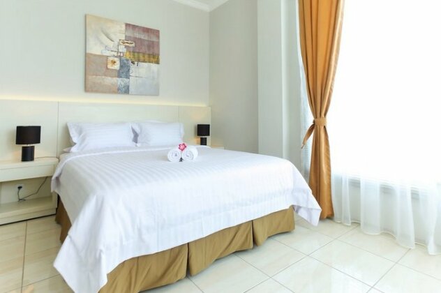 Topaz Residence - Photo3