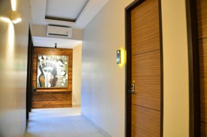 Treehouse Suites - Boutique Serviced Apartment