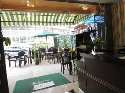 Twins Hotel Jakarta - Photo5