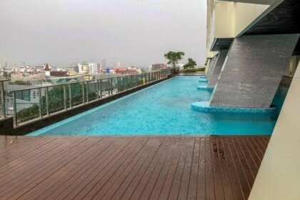 Warm and Best Studio Menteng Park Apartment By Travelio