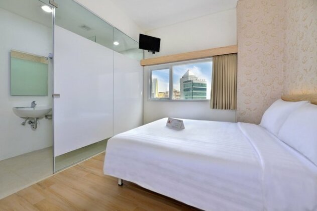Whiz Hotel Falatehan Jakarta - Photo4