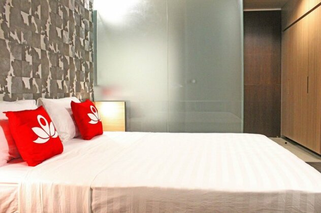 ZEN Premium Sampoerna Strategic Square - Photo4
