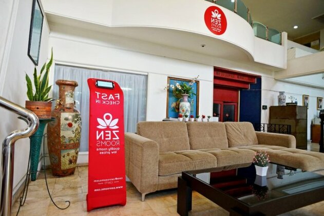 ZEN Rooms Basic Kebayoran - Photo4
