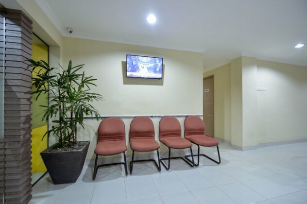 ZEN Rooms Cilincing Raya - Photo5