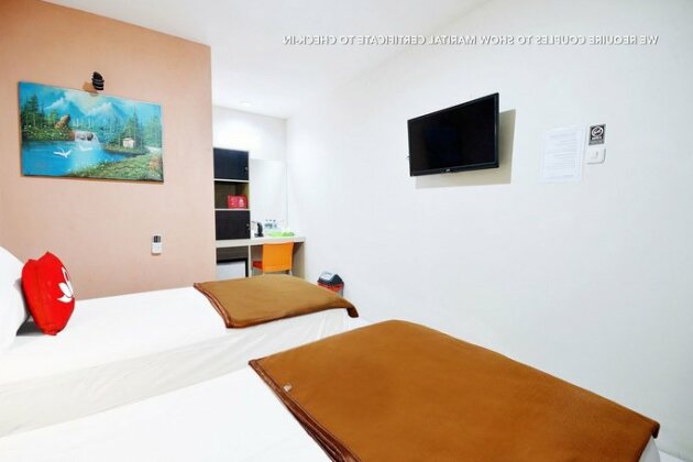 ZEN Rooms Kuningan Syariah - Photo3
