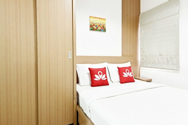 ZEN Rooms Near Bunderan HI - Photo5