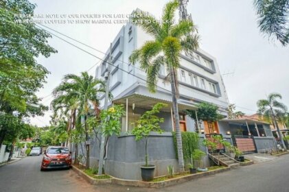 ZEN Rooms Puri Indah Syariah