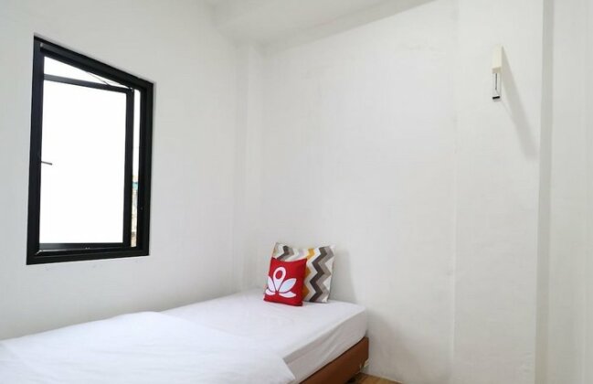 ZEN Rooms Sawah Besar - Photo3
