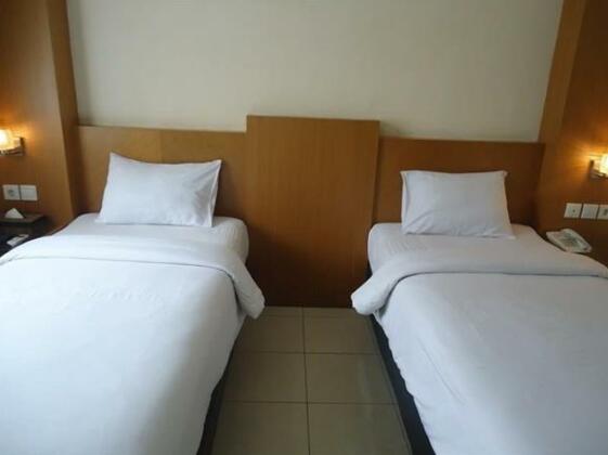 Cosmo Hotel - Photo4