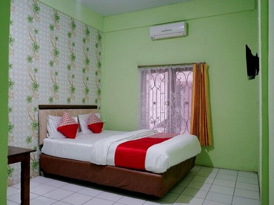 OYO 1531 Hotel Aini - Photo2
