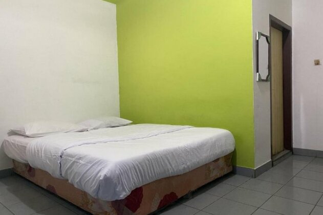 OYO 3455 Ceten Kost - Photo2