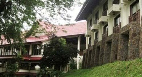 Ratu Hotel & Resort