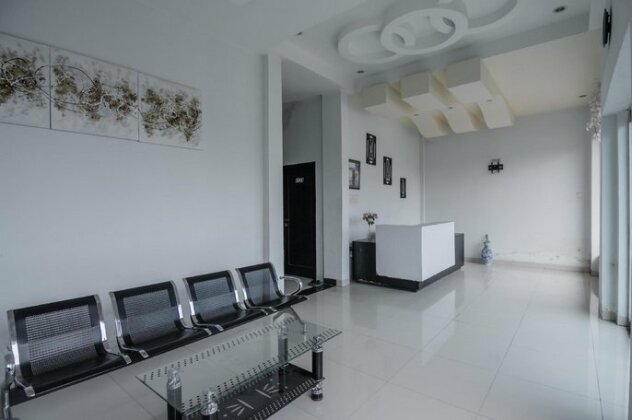 RedDoorz near Jamtos Jambi - Photo3