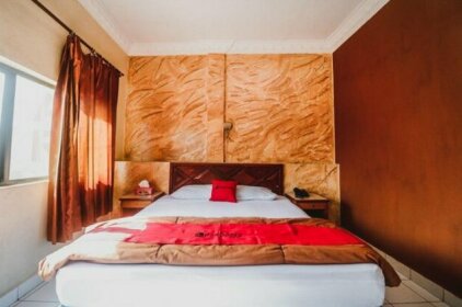 RedDoorz Plus near Jambi Prima Mall