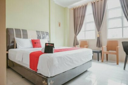 RedDoorz Plus near Simpang Puncak Jelutung Jambi