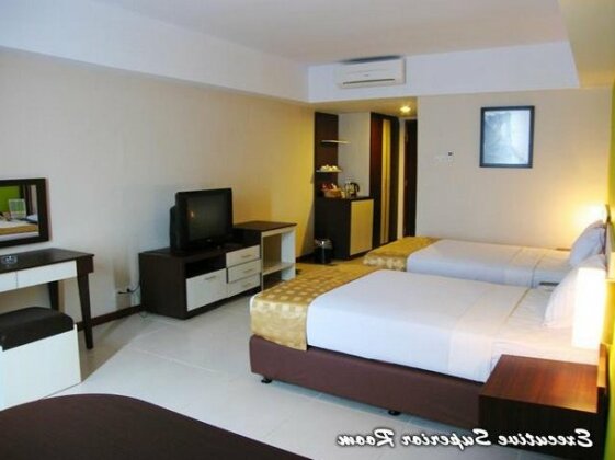 Wiltop Hotel Jambi - Photo4