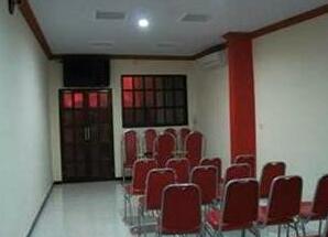 Arowana Hotel - Photo2