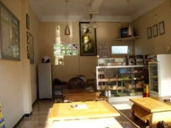 Hotel Cendrawasih Jember - Photo2