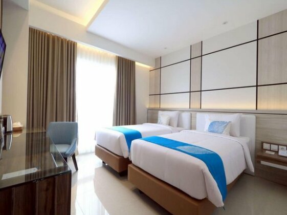 Hotel Dafam Lotus Jember - Photo4