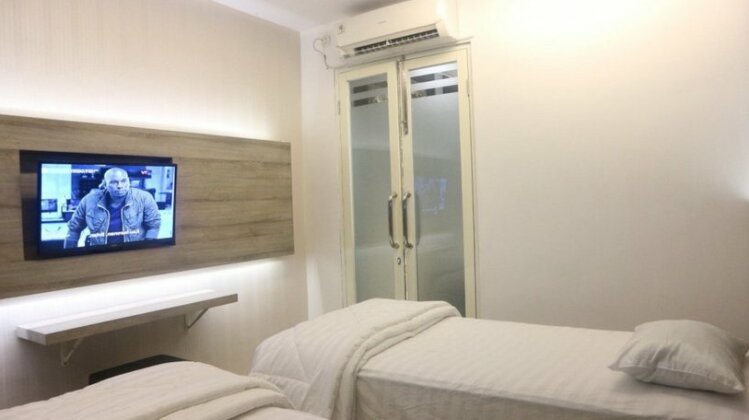 Mitra Guest House - Photo2