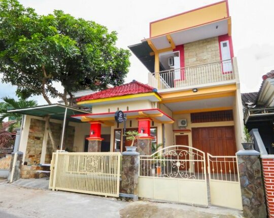 OYO Life 3064 Mahameru Kost Putra - Photo4