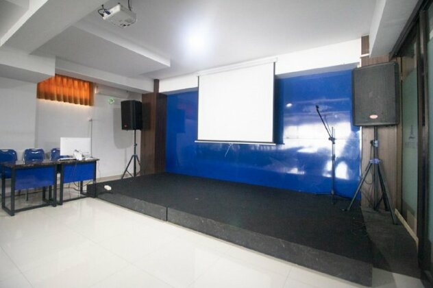 RedDoorz Syariah @ Hotel 91 Jember - Photo2
