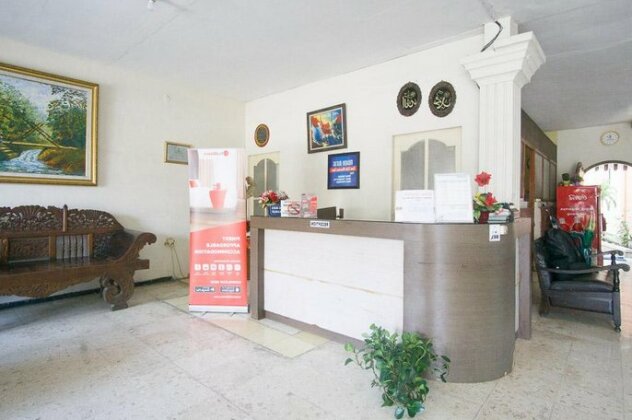 RedDoorz Syariah @ Jalan Gajah Mada - Photo4