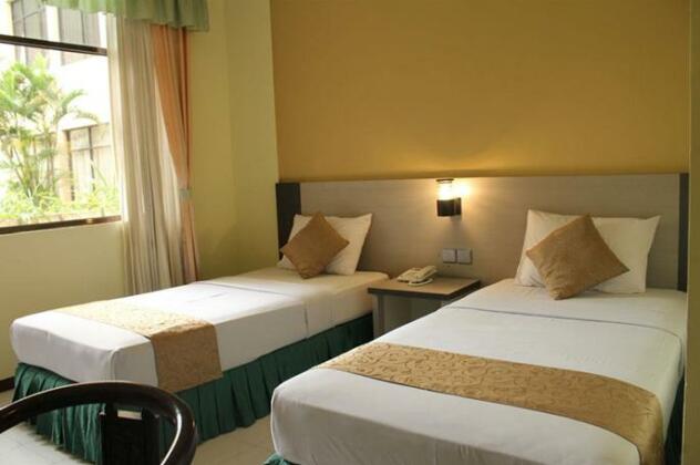 Jepara Indah Hotel - Photo2