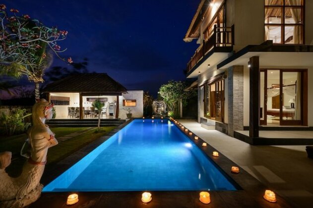 Balangan Beach Villa - Photo2