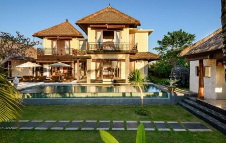 Balangan Beach Villa