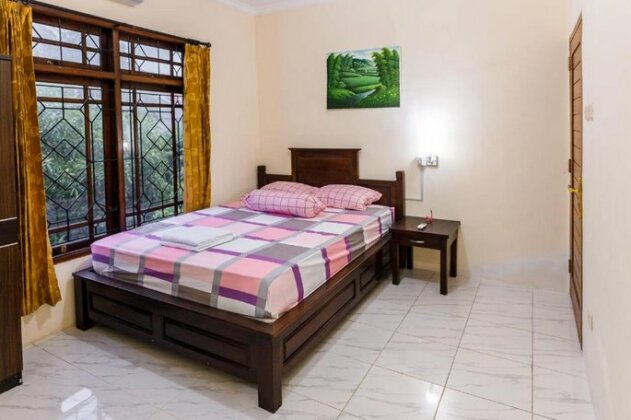 Ilyas House - Photo2