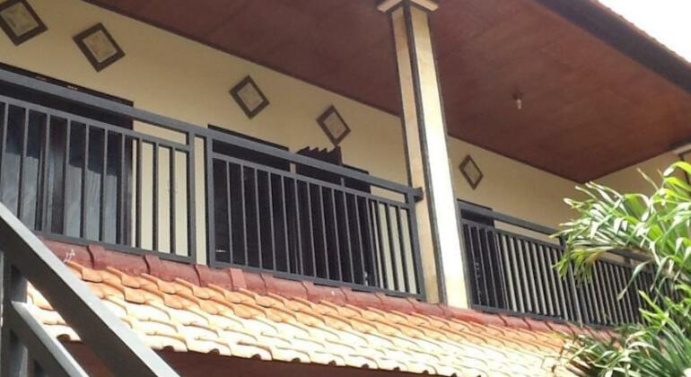 Kubu Turah Homestay - Photo4