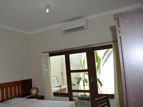 Mutiara Homestay Jimbaran - Photo4