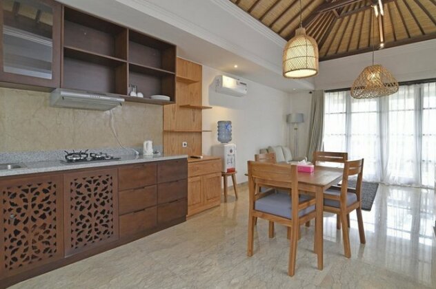 RedDoorz Plus near Pantai Jimbaran - Photo5