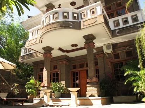 Sinta House
